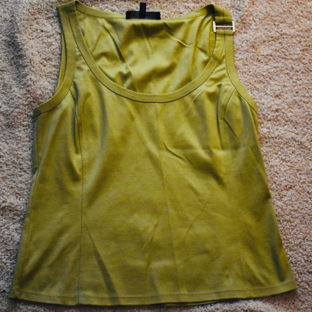 Green tank top Size medium